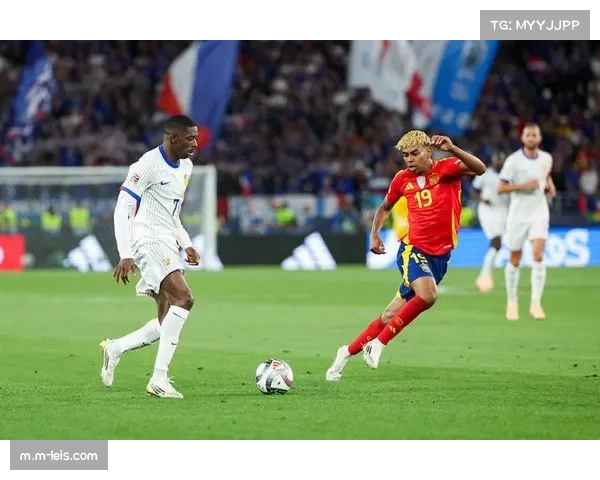 登贝莱与巴尔加斯激烈对决,哈萨与达曼战术配合成焦点 登贝莱与巴尔加斯激烈对决,哈萨与达曼战术配合成焦点